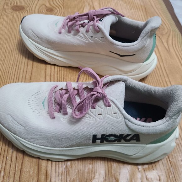 Hoka One One Arahi 8 (Size US Womens 7B) - Picture 6 of 8